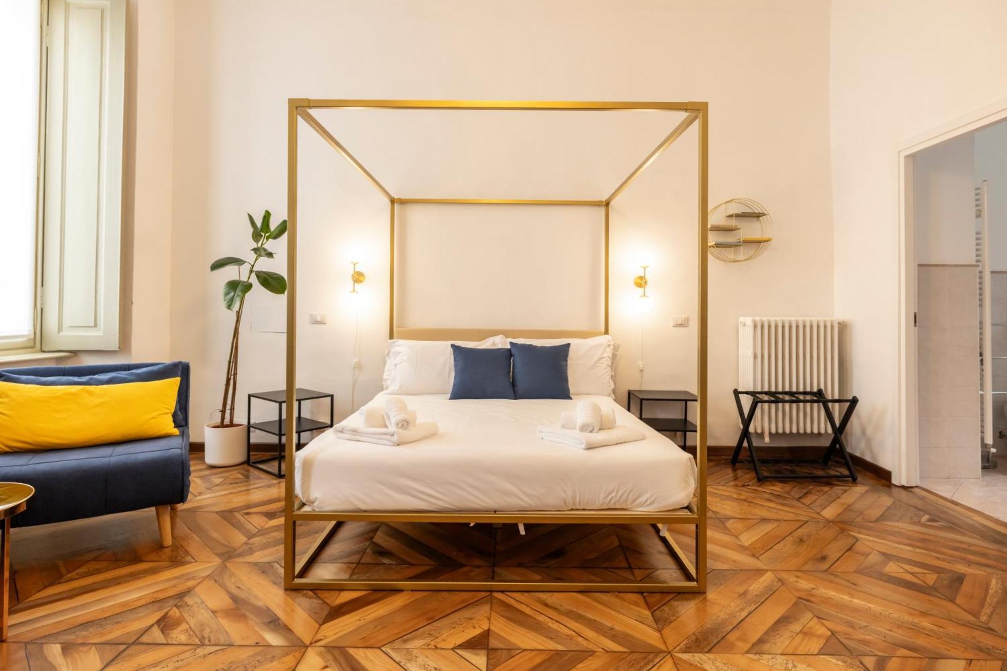 Mercanti E Viaggiatori * Torino
